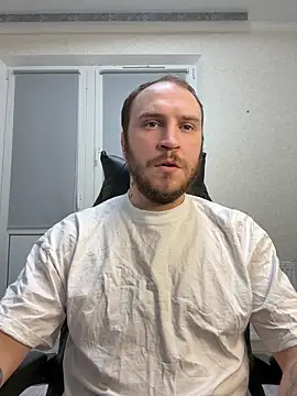 Snapshot of _XxX-XxX_ chatting on March 19, 2025, 10:31 pm XxX-XxX online show from March 19, 2025, 10:31 pm