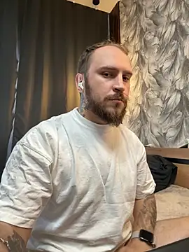 Snapshot of _XxX-XxX_ chatting on September 21, 2025, 11:56 am XxX-XxX online show from September 21, 2025, 11:56 am