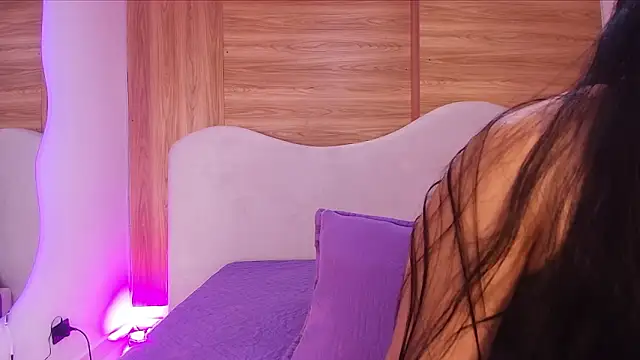 Snapshot of Auroraa_miller chatting on March 17, 2026, 3:11 am Auroraa miller online show from March 17, 2026, 3:11 am