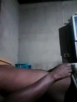 Snapshot of LaneYam chatting on March 1, 2026, 10:45 pm LaneYam online show from March 1, 2026, 10:45 pm