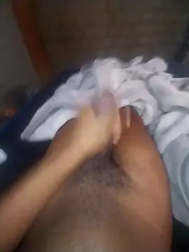 Snapshot of LaneYam chatting on April 12, 2026, 6:07 am LaneYam online show from April 12, 2026, 6:07 am