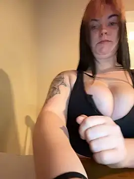 brynniexo online show from January 14, 2026, 12:44 pm