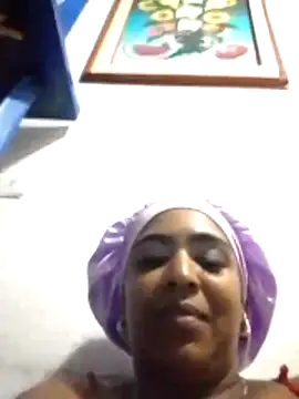 Teresa mm online show from December 4, 2025, 4:11 am