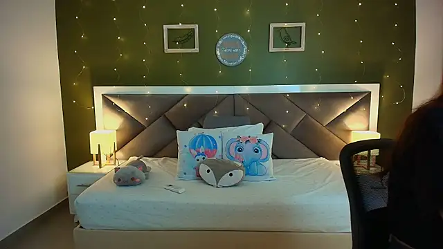 anastasia windel online show from October 7, 2025, 5:43 pm