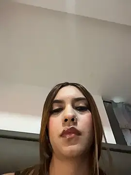 Snapshot of Alahiaa_ chatting on October 25, 2025, 2:19 am Alahiaa online show from October 25, 2025, 2:19 am