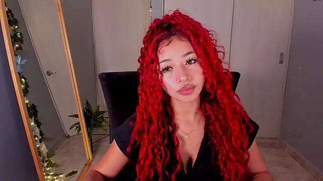 Curly915 online show from September 14, 2025, 12:32 am