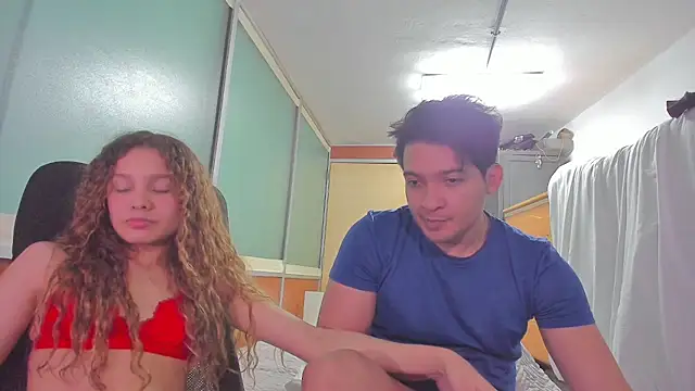 Snapshot of RagnarLothbrokXX chatting on March 12, 2025, 9:55 am RagnarLothbrokXX online show from March 12, 2025, 9:55 am