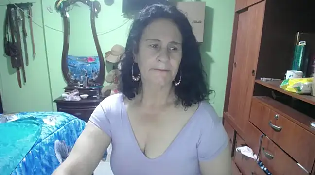 jazmin mature  online show from February 18, 2025, 1:33 pm