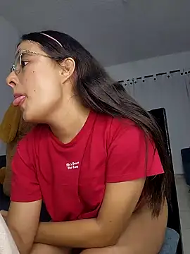 baaby-miiaa online show from January 23, 2025, 6:17 am