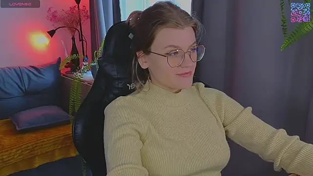 JessieVibes online show from May 7, 2026, 1:38 pm
