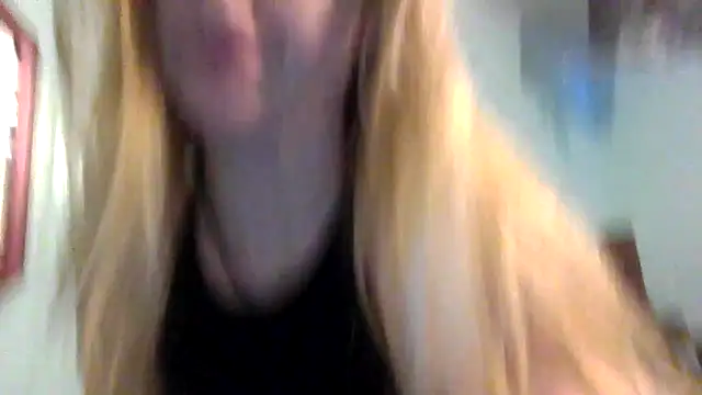 hunybunz69 online show from February 23, 2025, 8:28 am