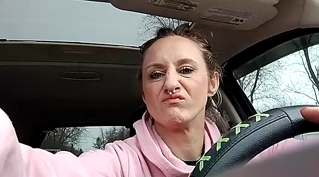 hunybunz69 online show from March 18, 2025, 2:59 pm