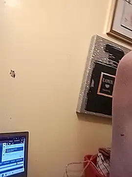 hunybunz69 online show from March 20, 2025, 12:22 pm