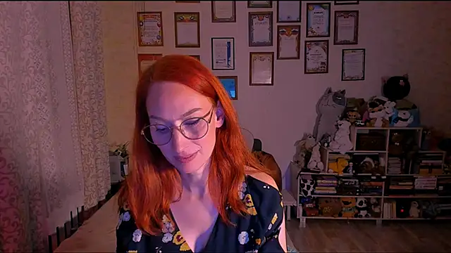 Snapshot of red_rocco chatting on March 18, 2025, 7:42 pm red rocco online show from March 18, 2025, 7:42 pm