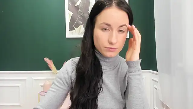 LeiilaBloom online show from March 2, 2025, 5:14 pm