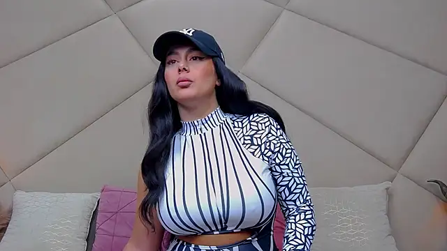 ChloeFrost online show from September 24, 2025, 5:00 am