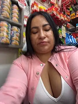 Miia Jazmin online show from June 17, 2026, 1:12 pm