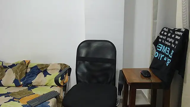 Aleex Miller online show from October 24, 2025, 11:23 pm