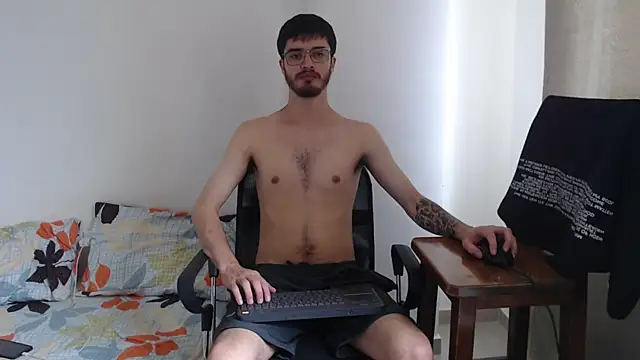 Aleex Miller online show from November 13, 2025, 5:01 pm