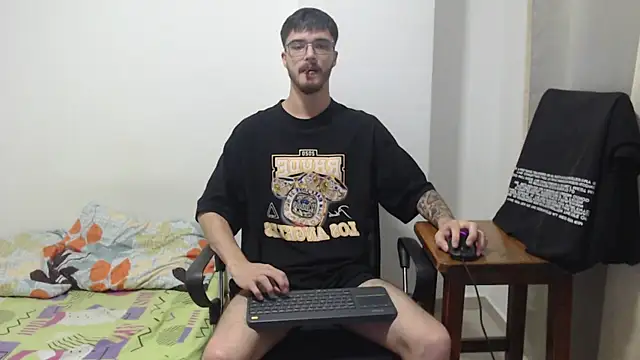 Aleex Miller online show from November 19, 2025, 1:05 am