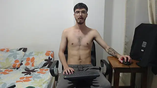 Aleex Miller online show from November 24, 2025, 6:13 am