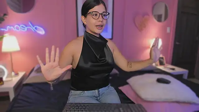 Snapshot of ah_mara_ chatting on May 24, 2026, 3:28 pm ah mara online show from May 24, 2026, 3:28 pm