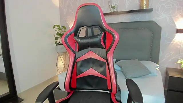 adarna13  online show from February 6, 2026, 7:28 pm