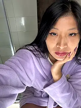 Snapshot of hannah_howeell__ chatting on November 12, 2025, 3:12 pm hannah howeell online show from November 12, 2025, 3:12 pm