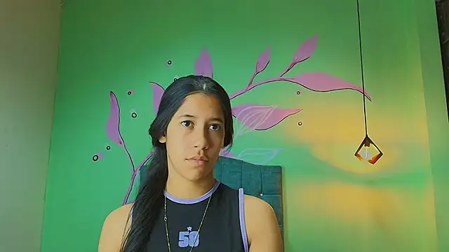 Connie Bell online show from December 4, 2025, 7:55 pm