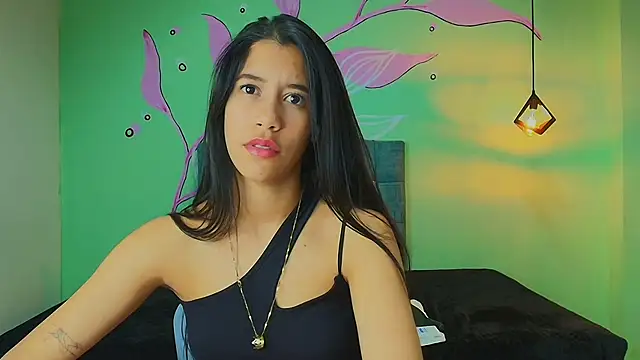 Connie Bell online show from December 5, 2025, 8:01 am