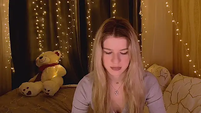 Melissa smith  online show from February 12, 2026, 1:44 am