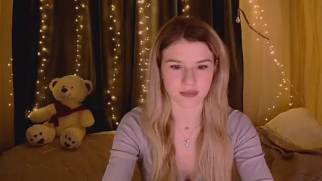 Melissa smith  online show from February 15, 2026, 8:27 pm