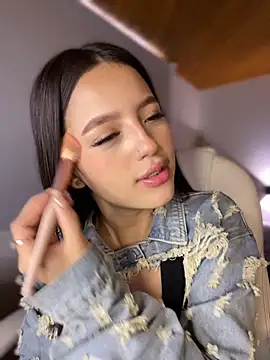 Sofia18 pinkk online show from November 22, 2025, 8:41 pm