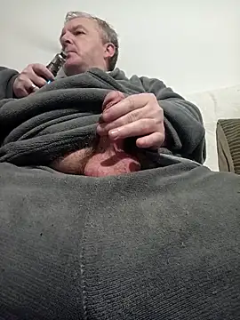 Paolo7619 online show from October 12, 2025, 1:26 am