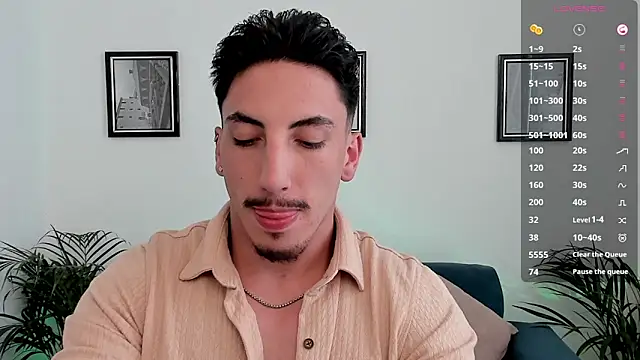 dylanspencer28 online show from March 12, 2025, 9:03 pm