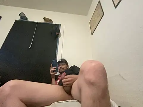 Snapshot of almighty_d chatting on December 22, 2025, 6:10 am almighty d online show from December 22, 2025, 6:10 am