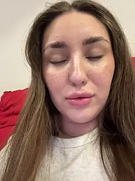 Snapshot of KiraBarlows chatting on June 27, 2026, 8:36 pm KiraBarlows online show from June 27, 2026, 8:36 pm