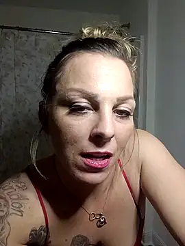KittzyKat online show from January 18, 2025, 2:23 pm