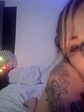 KittzyKat online show from May 8, 2026, 6:30 am