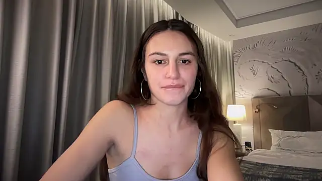 graciesmith27 online show from February 6, 2026, 3:33 am