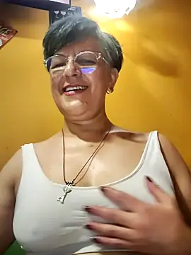 ilonna2025 online show from July 19, 2026, 11:08 pm