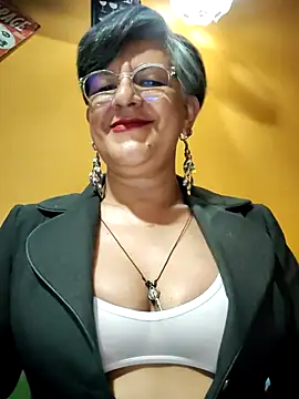 ilonna2025 online show from July 22, 2026, 10:23 pm