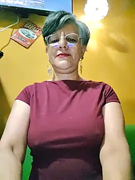 ilonna2025 online show from August 5, 2026, 10:12 pm