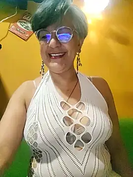 ilonna2025 online show from August 9, 2026, 8:30 am