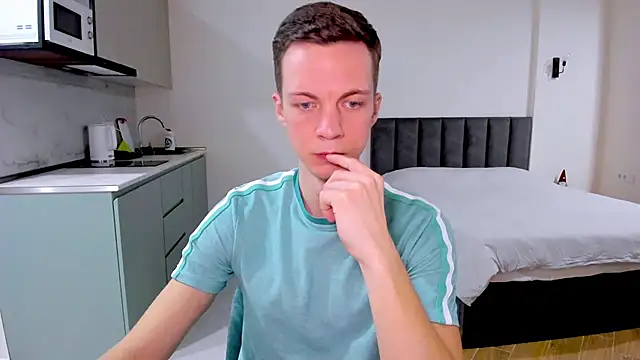 max shy online show from January 25, 2025, 3:41 pm