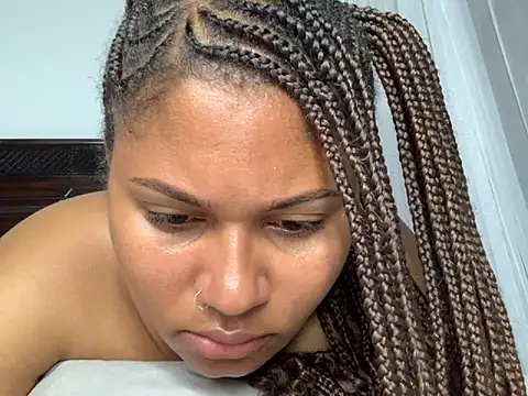 madell online show from September 23, 2025, 2:47 am