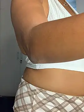 madell online show from June 25, 2026, 2:44 am