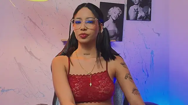 Paulina Lopezz online show from June 10, 2026, 5:07 am