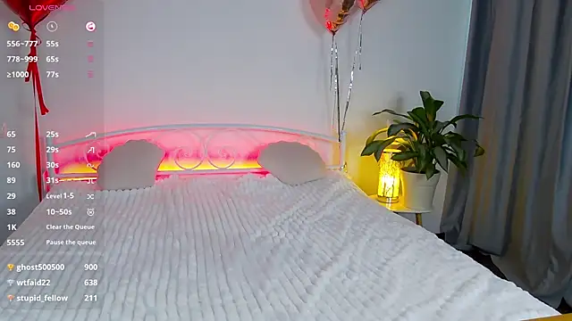 Snapshot of GiKarerra chatting on February 18, 2025, 1:11 pm GiKarerra online show from February 18, 2025, 1:11 pm