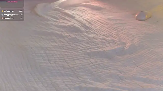 Snapshot of GiKarerra chatting on October 18, 2025, 8:26 am GiKarerra online show from October 18, 2025, 8:26 am